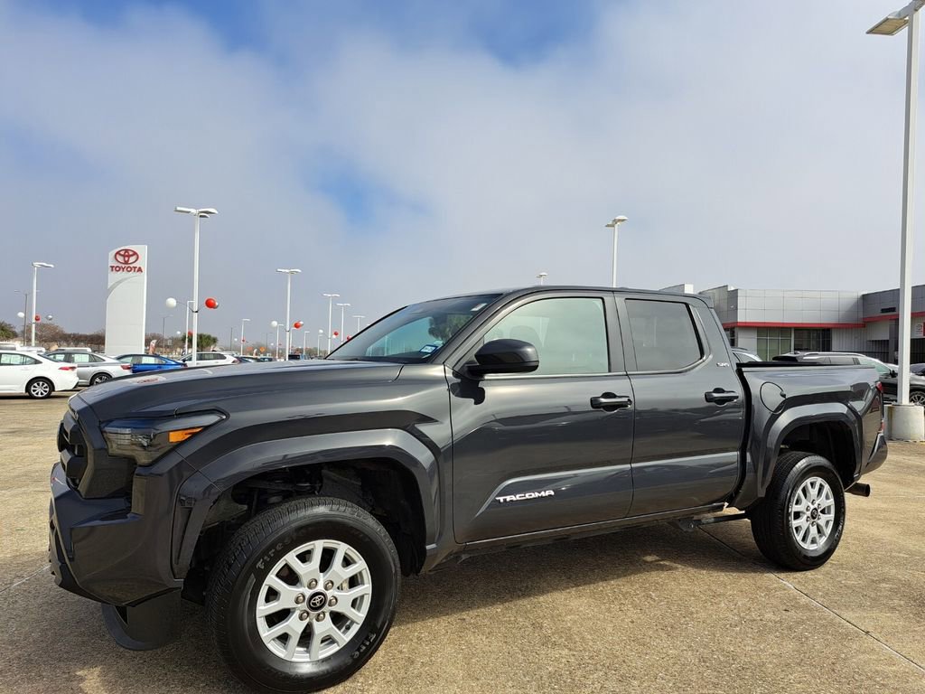 Used 2024 Toyota Tacoma SR5 image 9
