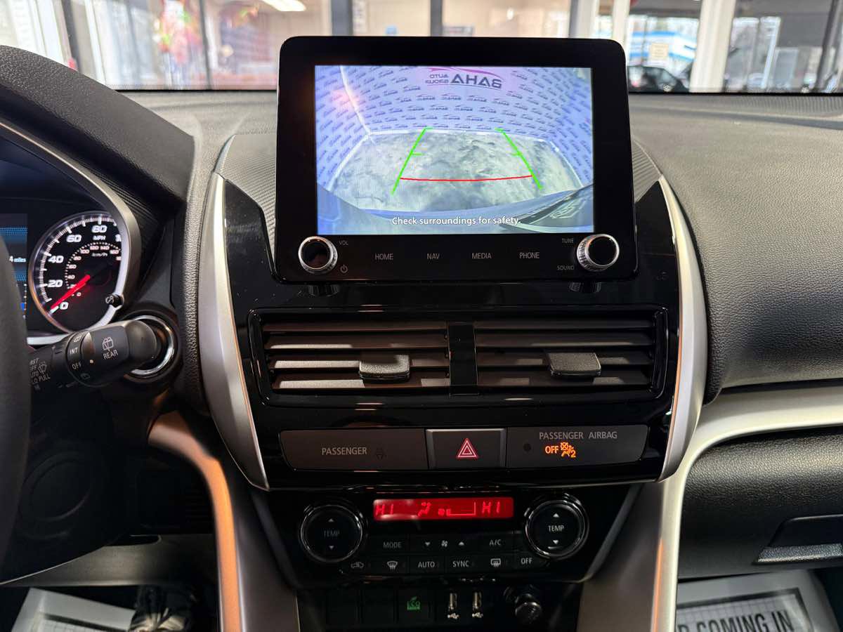 Used 2025 Mitsubishi Eclipse Cross SE image 17