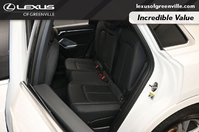 Used 2020 Audi Q3 2.0T Premium w/ Convenience Package AWD/4WD image 30