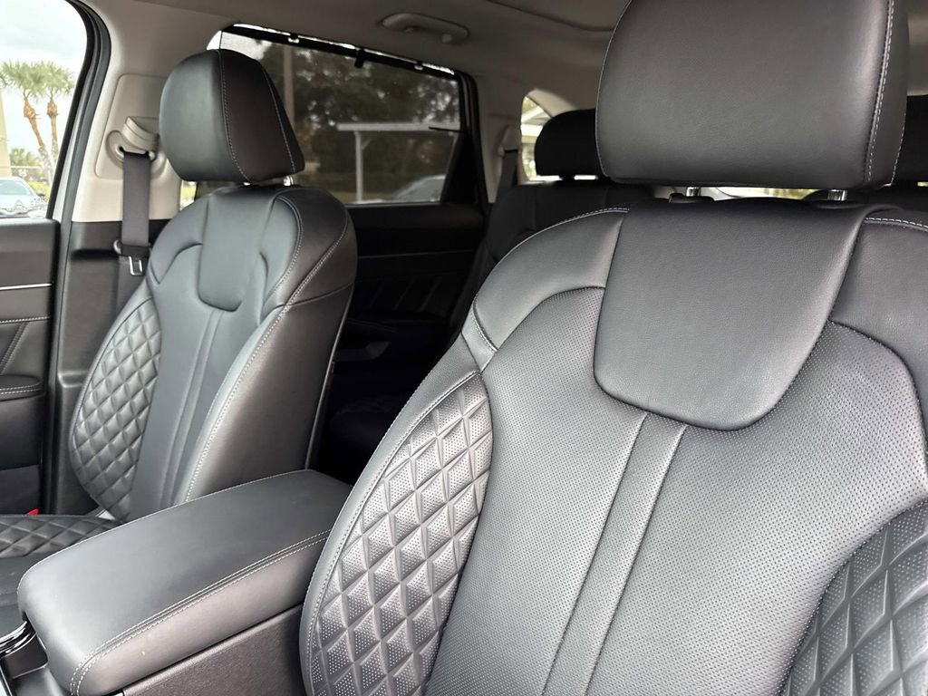 Used 2023 Kia Sorento SX image 23