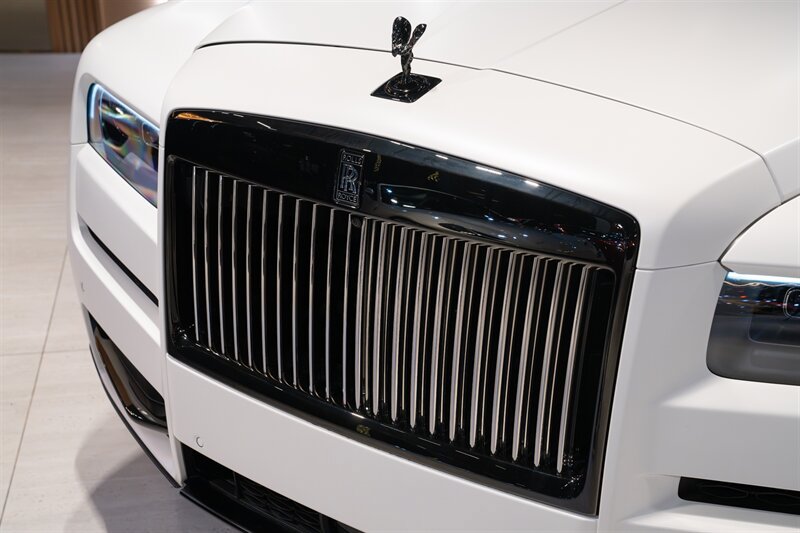 Used 2023 Rolls-Royce Cullinan Black Badge AWD/4WD image 19