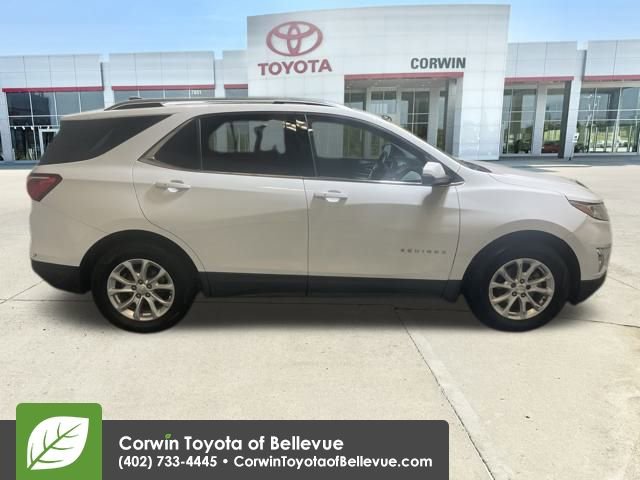 Used 2018 Chevrolet Equinox LT w/ Sun & Infotainment Package image 6