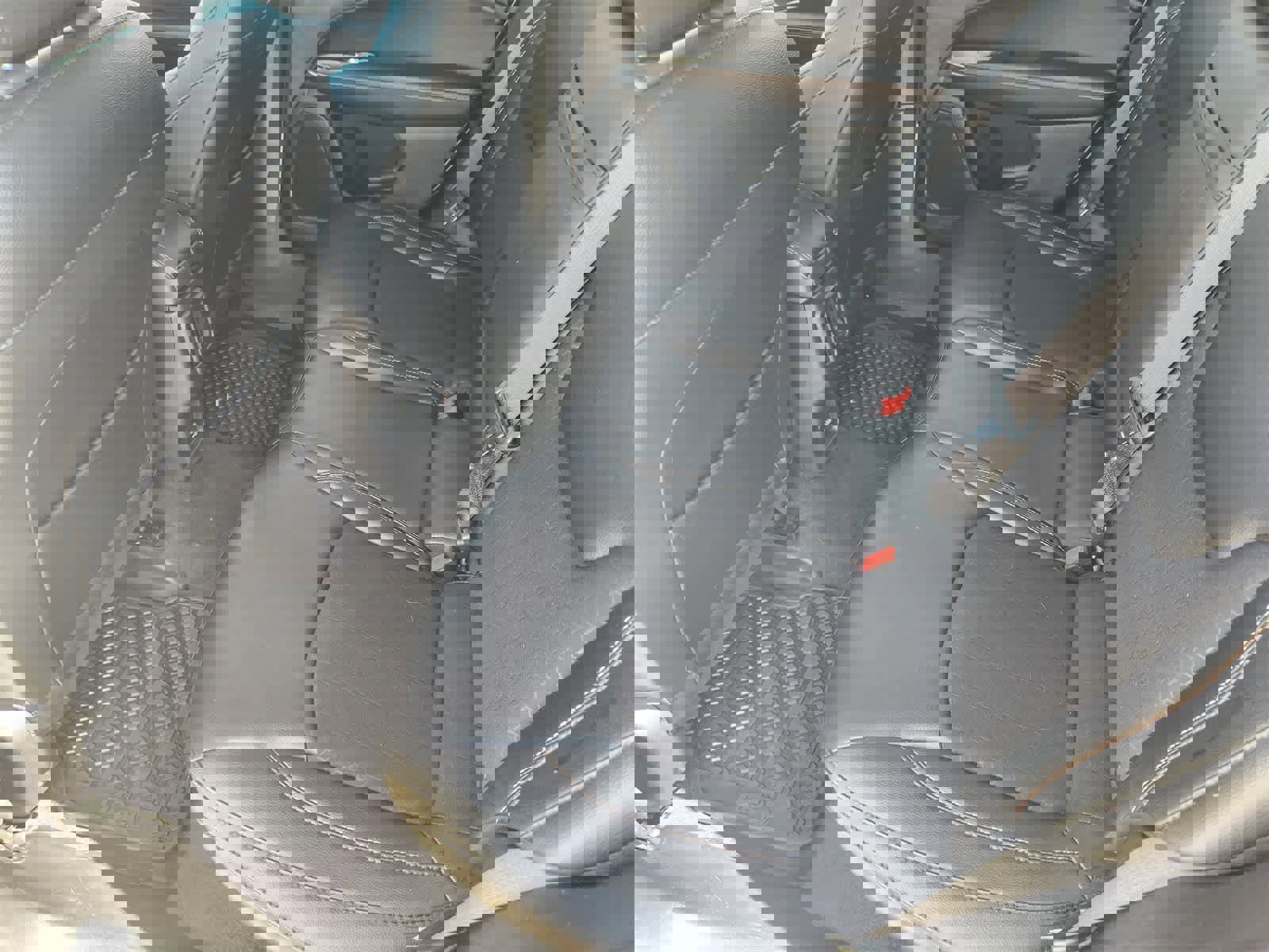 Used 2018 Jeep Compass Latitude w/ Cold Weather Group image 28