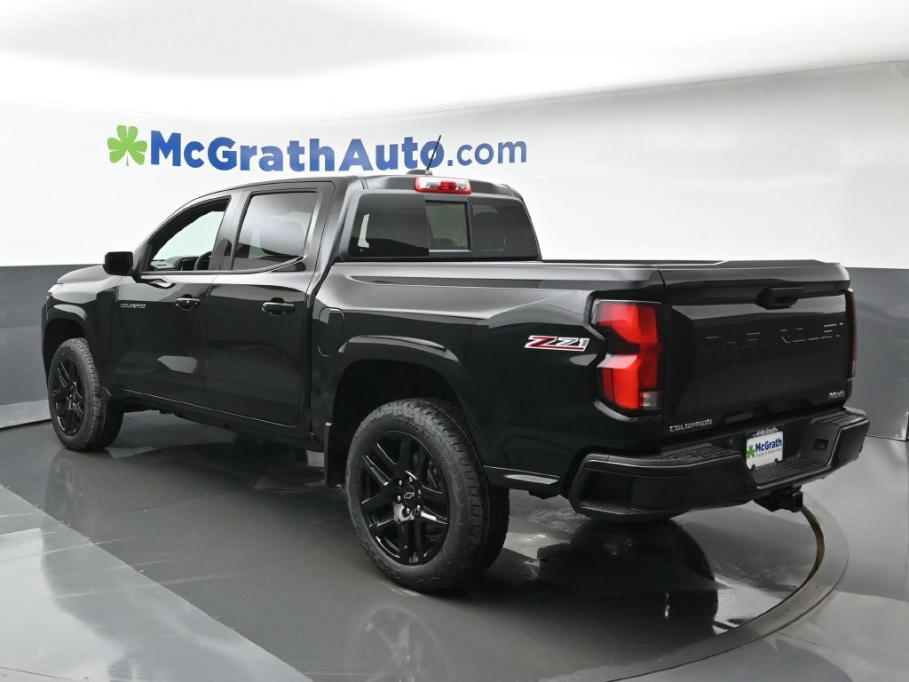 Used 2025 Chevrolet Colorado Z71 w/ Z71 Convenience Package 2 AWD/4WD image 27