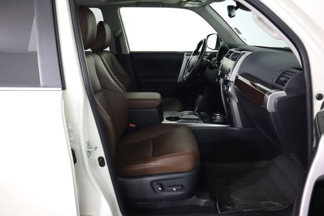 Used 2023 Toyota 4Runner Limited AWD/4WD image 62