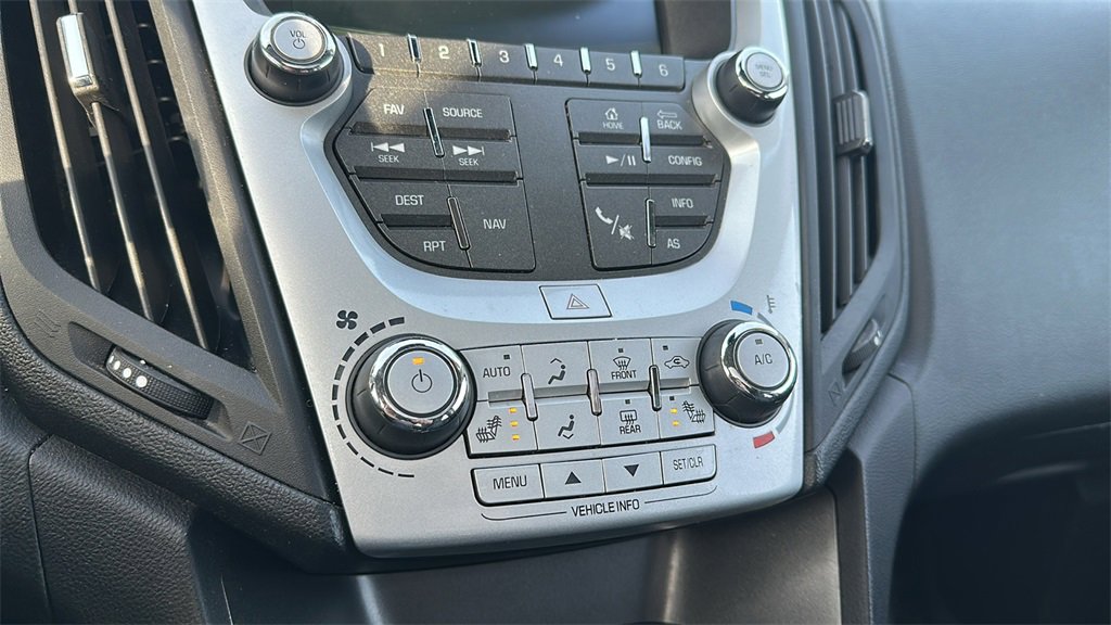 Used 2016 Chevrolet Equinox LTZ w/ Enhanced Convenience Package image 22