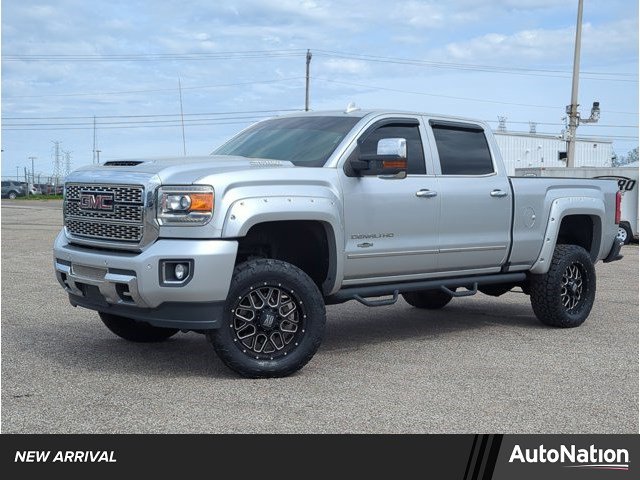 Used 2018 GMC Sierra 2500 Denali w/ Duramax Plus Package