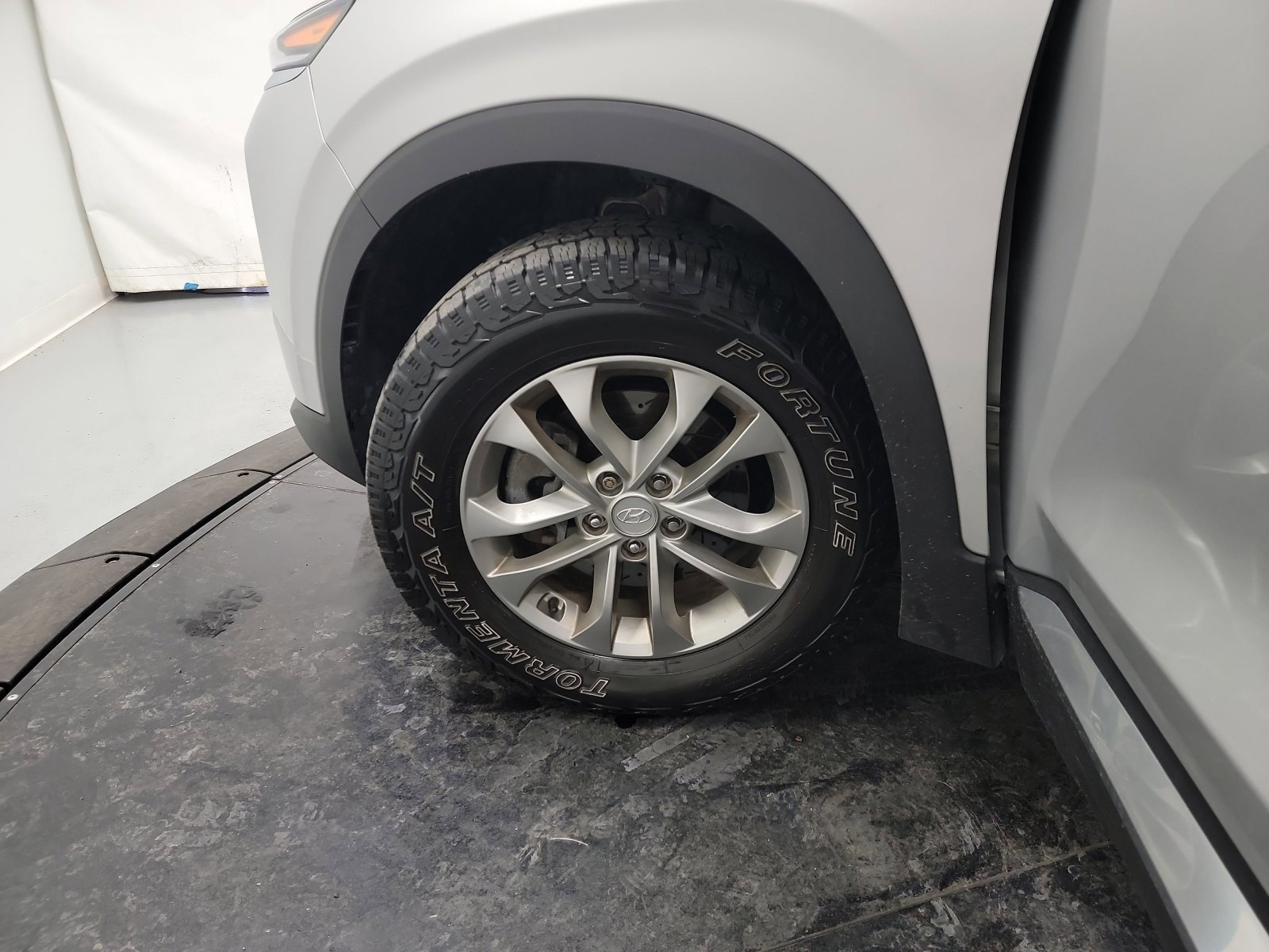 Used 2019 Hyundai Santa Fe SEL image 29