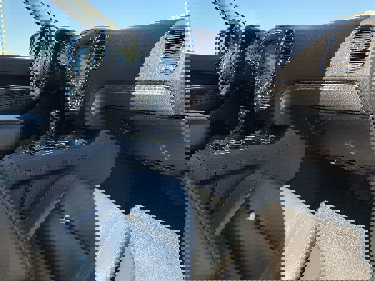 Used 2019 Dodge Durango GT image 37