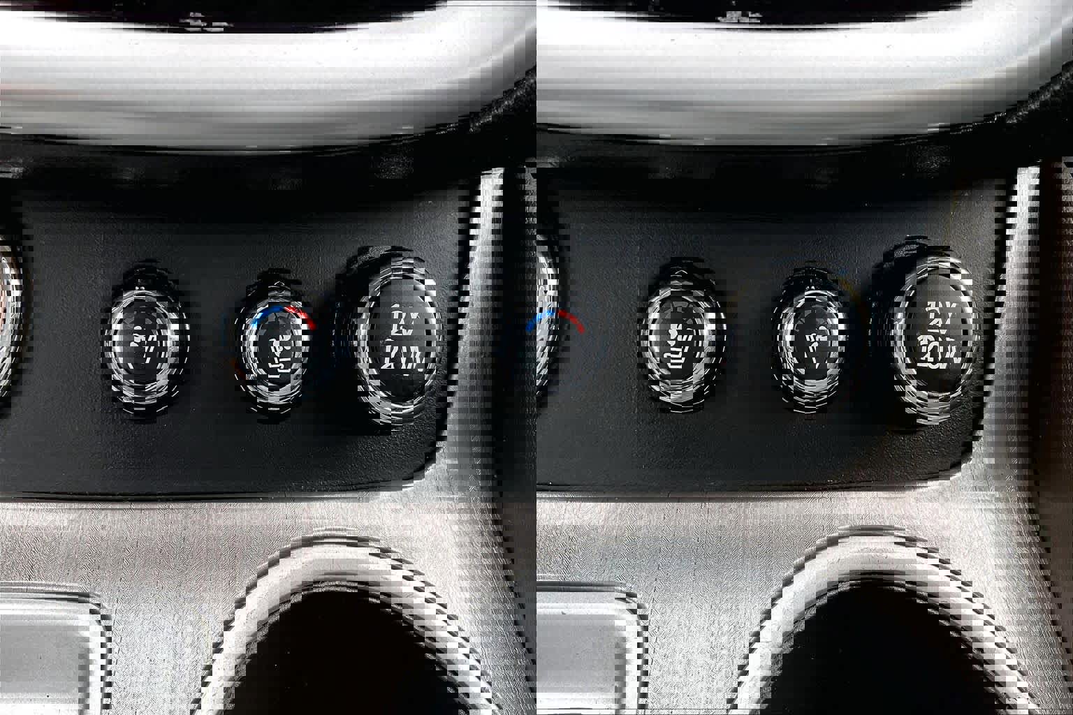 Used 2015 Nissan Murano Platinum w/ Cargo Package w/Cover image 34