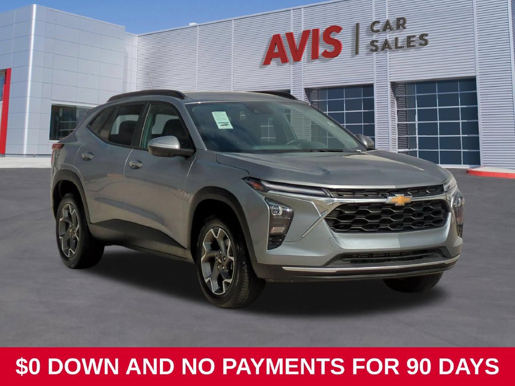 Used 2025 Chevrolet Trax LT w/ LT Convenience Package FWD image 3