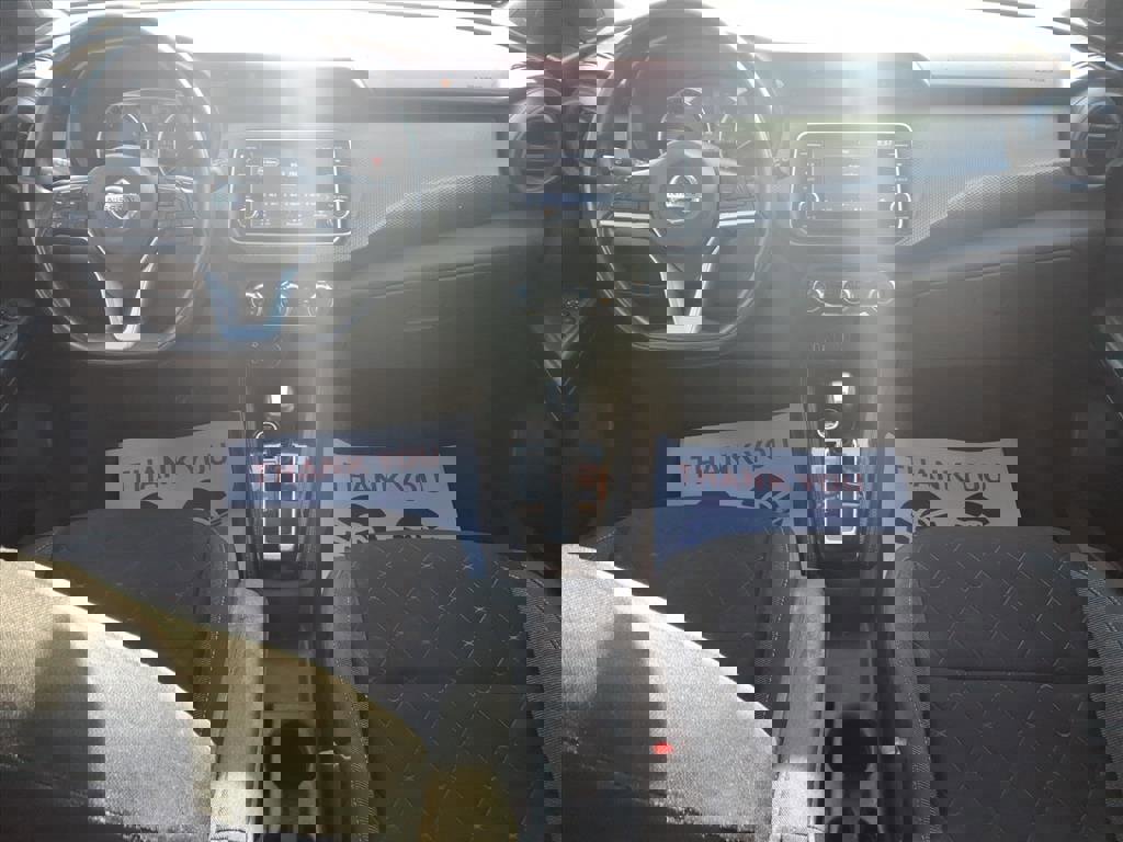 Used 2019 Nissan Kicks S image 13