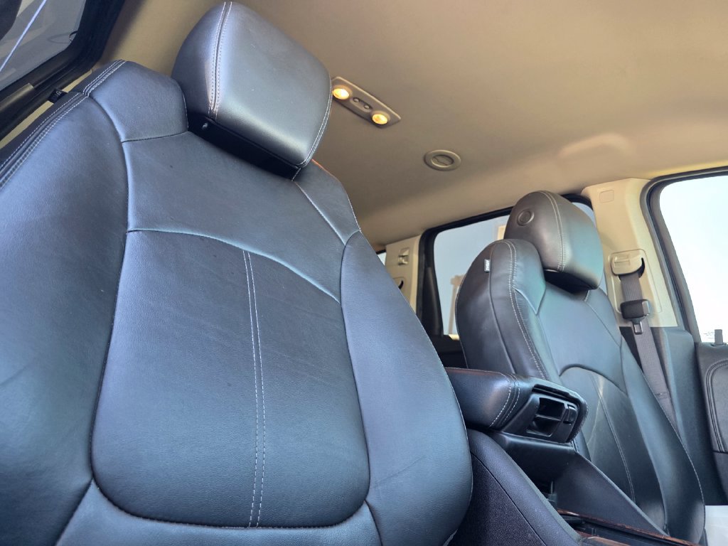 Used 2014 Chevrolet Traverse LT w/ LPO, 'HIT The Road' Package AWD/4WD image 23
