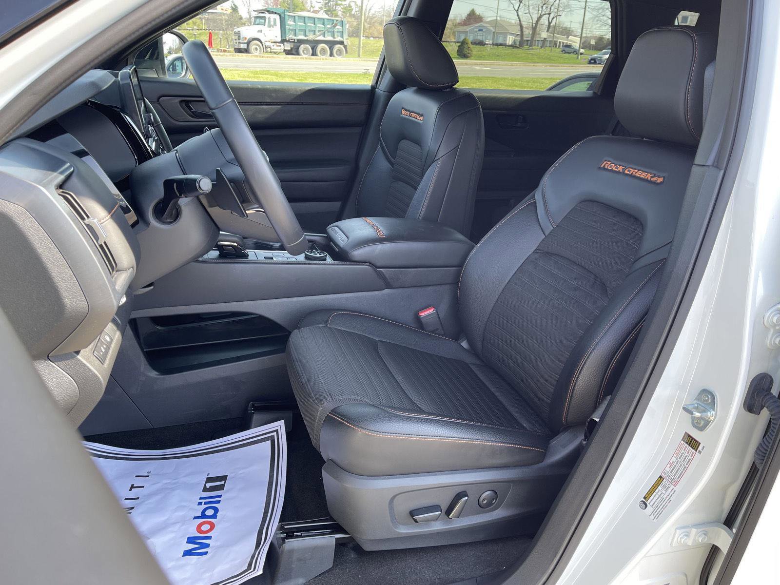 Used 2024 Nissan Pathfinder Rock Creek image 13