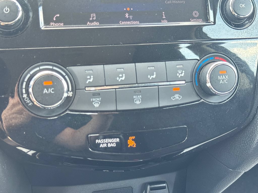 Used 2020 Nissan Rogue S AWD/4WD image 54
