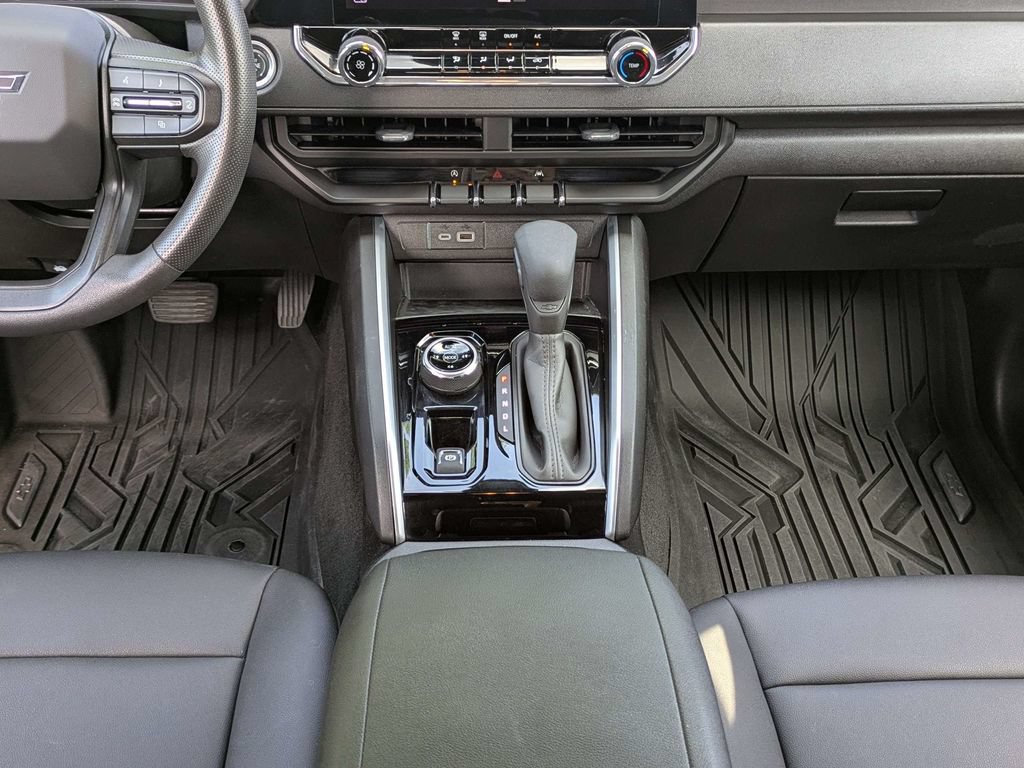 Used 2024 Chevrolet Colorado Trail Boss w/ LPO, Dark Essentials Package AWD/4WD image 19