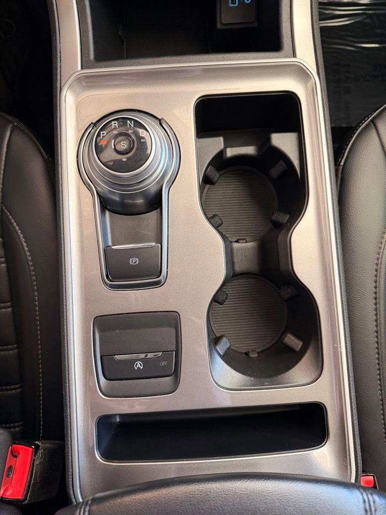 Used 2024 Ford Edge SEL image 14
