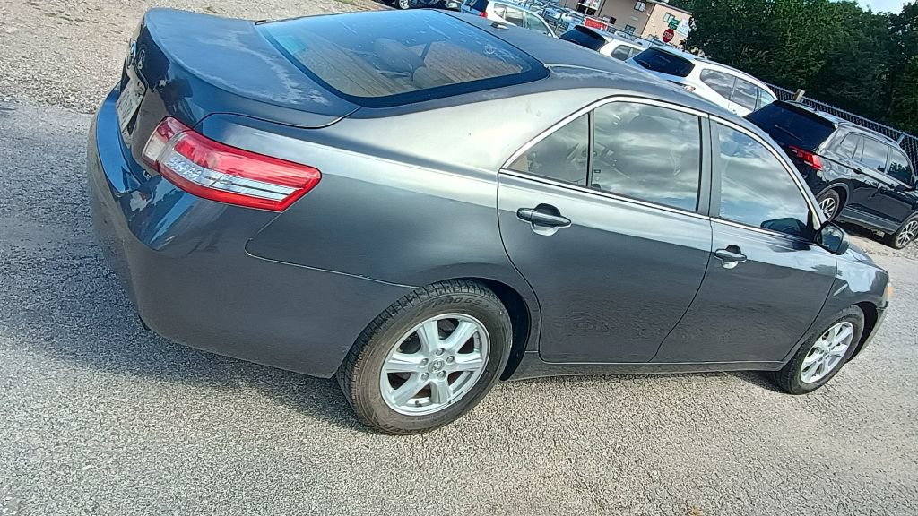 Used 2010 Toyota Camry FWD image 9