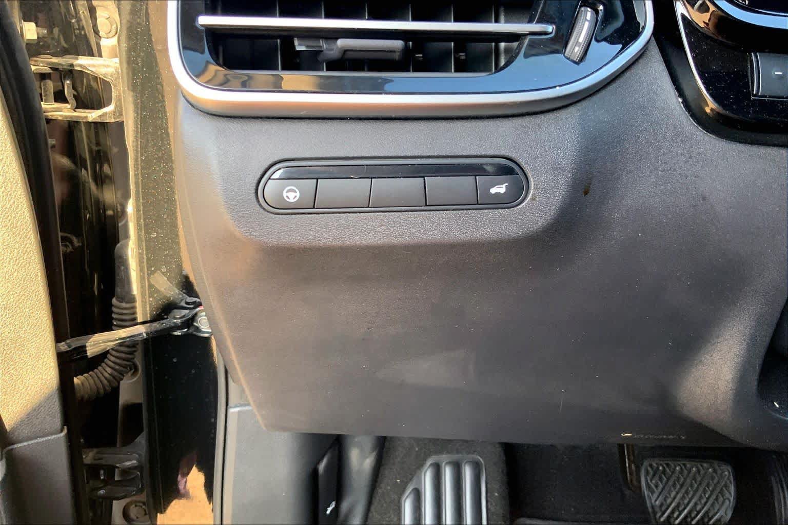 Used 2023 INFINITI QX60 Luxe w/ Performance Audio Package FWD image 32