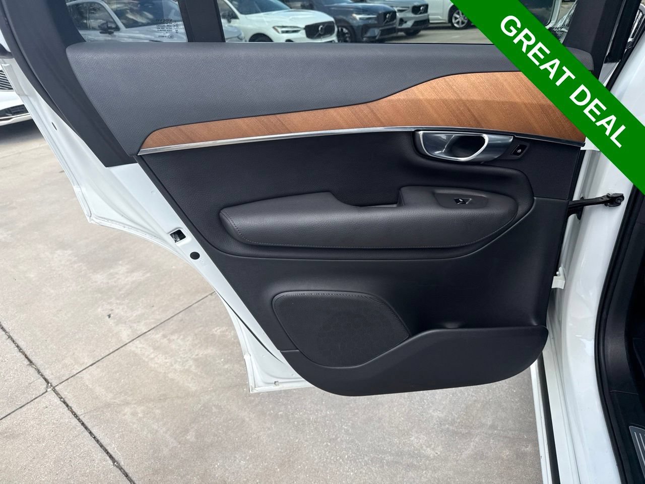 Used 2022 Volvo XC90 T8 Inscription Expression AWD/4WD image 19