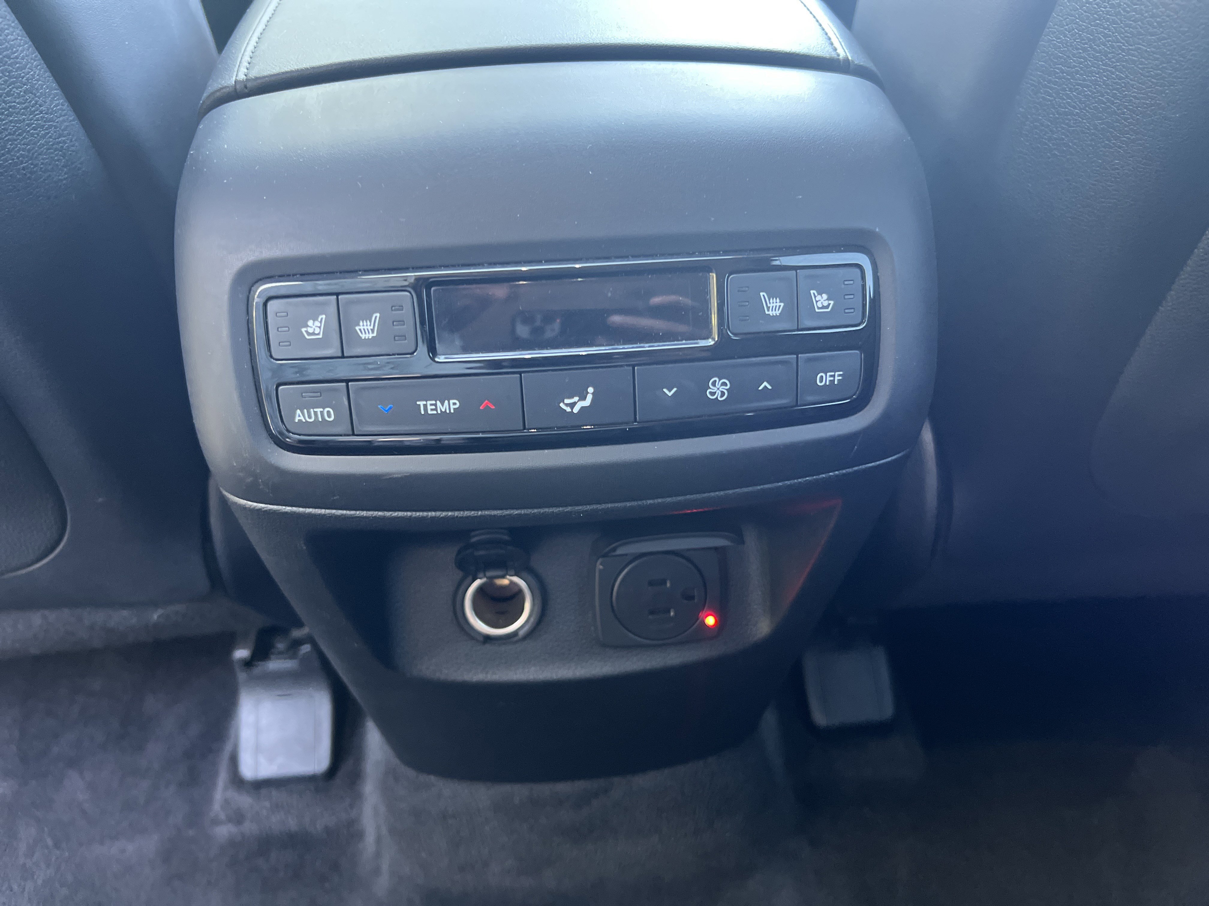 Used 2024 Hyundai Palisade SEL image 31