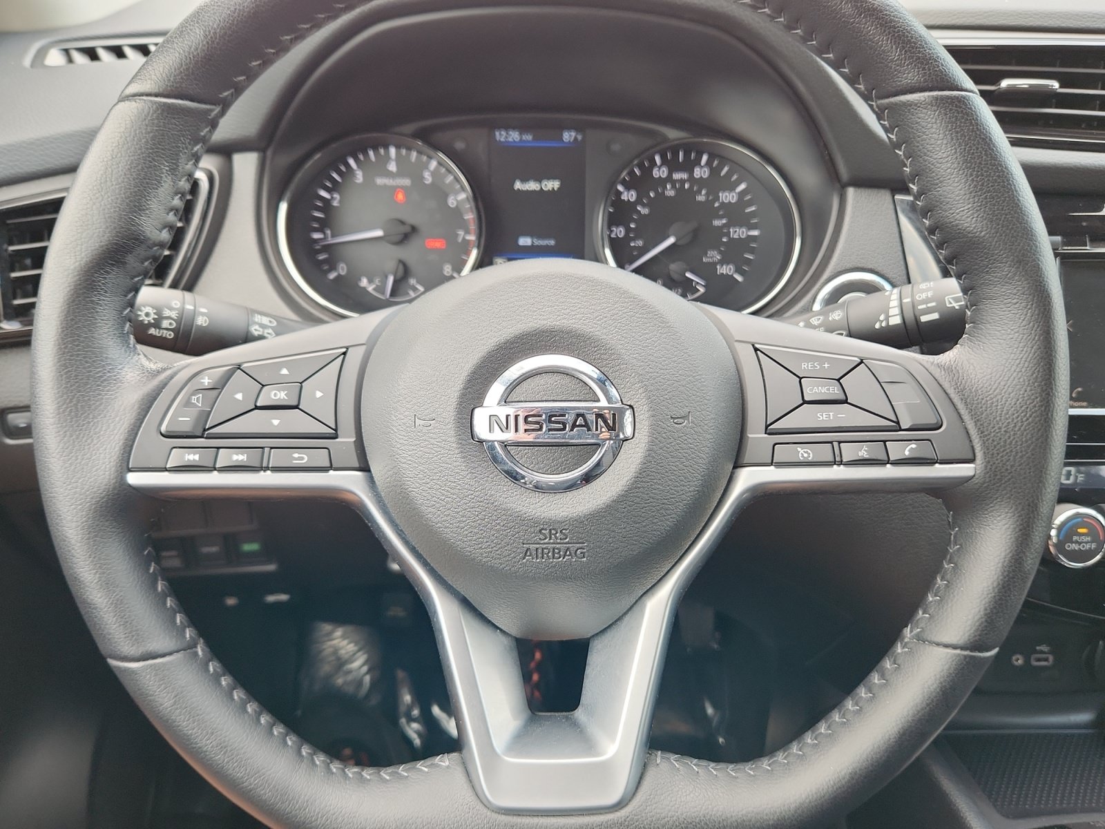 Used 2022 Nissan Rogue Sport SV AWD/4WD image 9