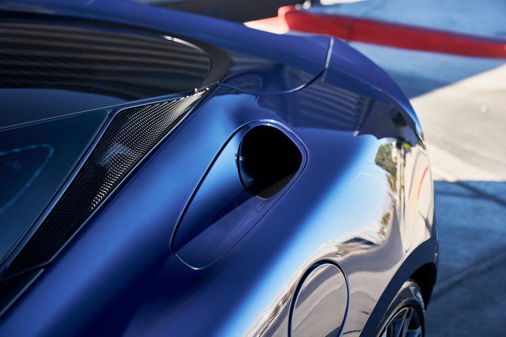 Used 2022 McLaren GT RWD image 9