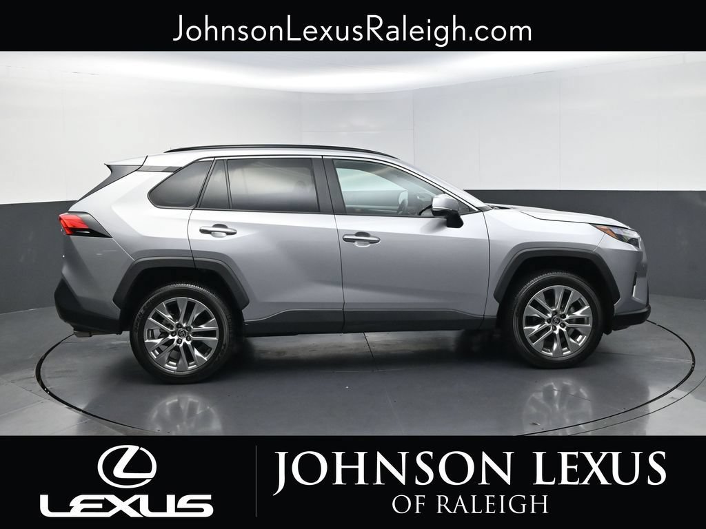 Used 2023 Toyota RAV4 Limited FWD image 6