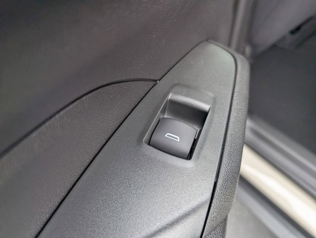 New 2026 Chevrolet Trax RS image 11