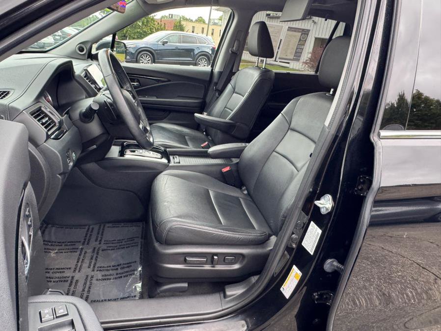 Used 2022 Honda Pilot Touring image 14