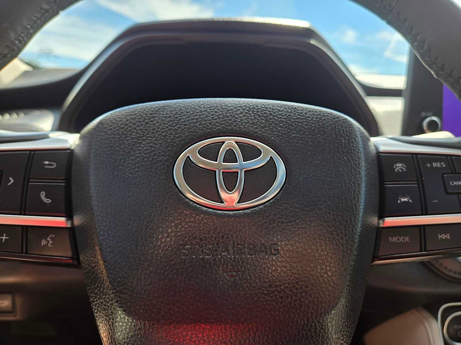 Used 2024 Toyota Grand Highlander AWD Hybrid image 25