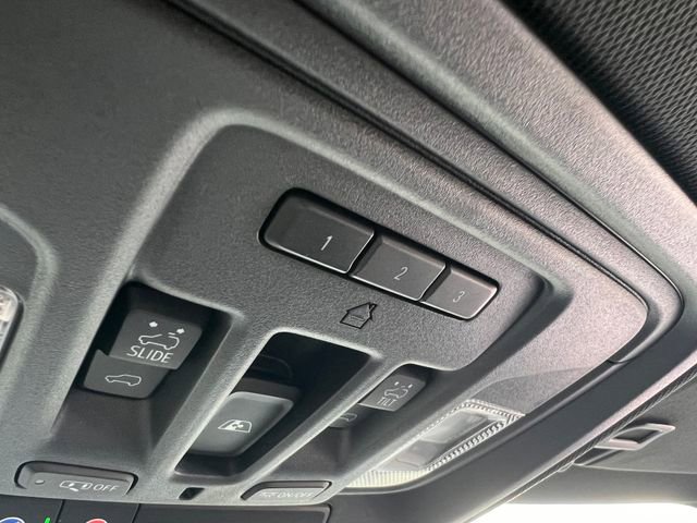 Used 2019 Chevrolet Silverado 1500 High Country image 31