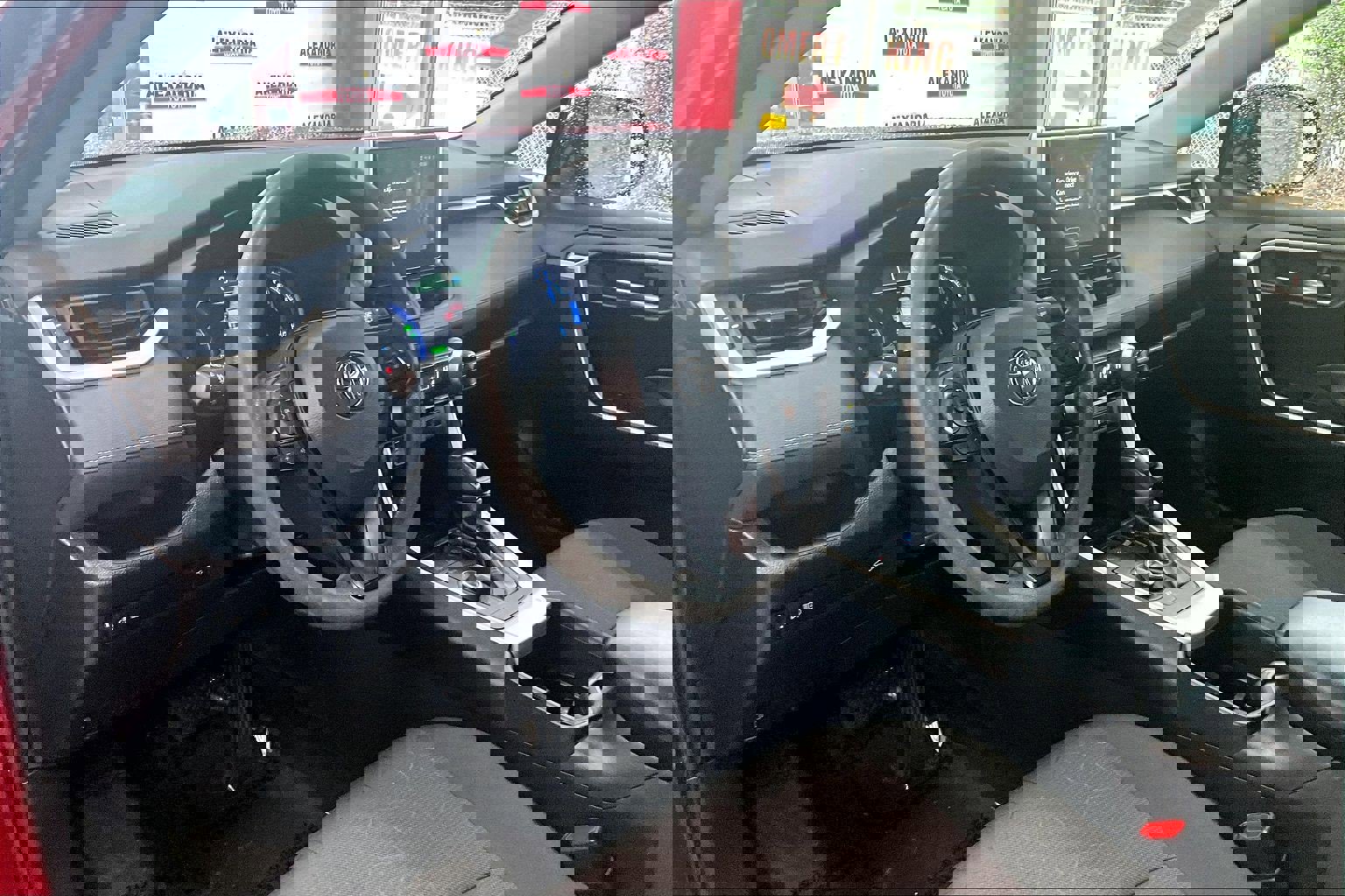 Used 2023 Toyota RAV4 XLE image 13