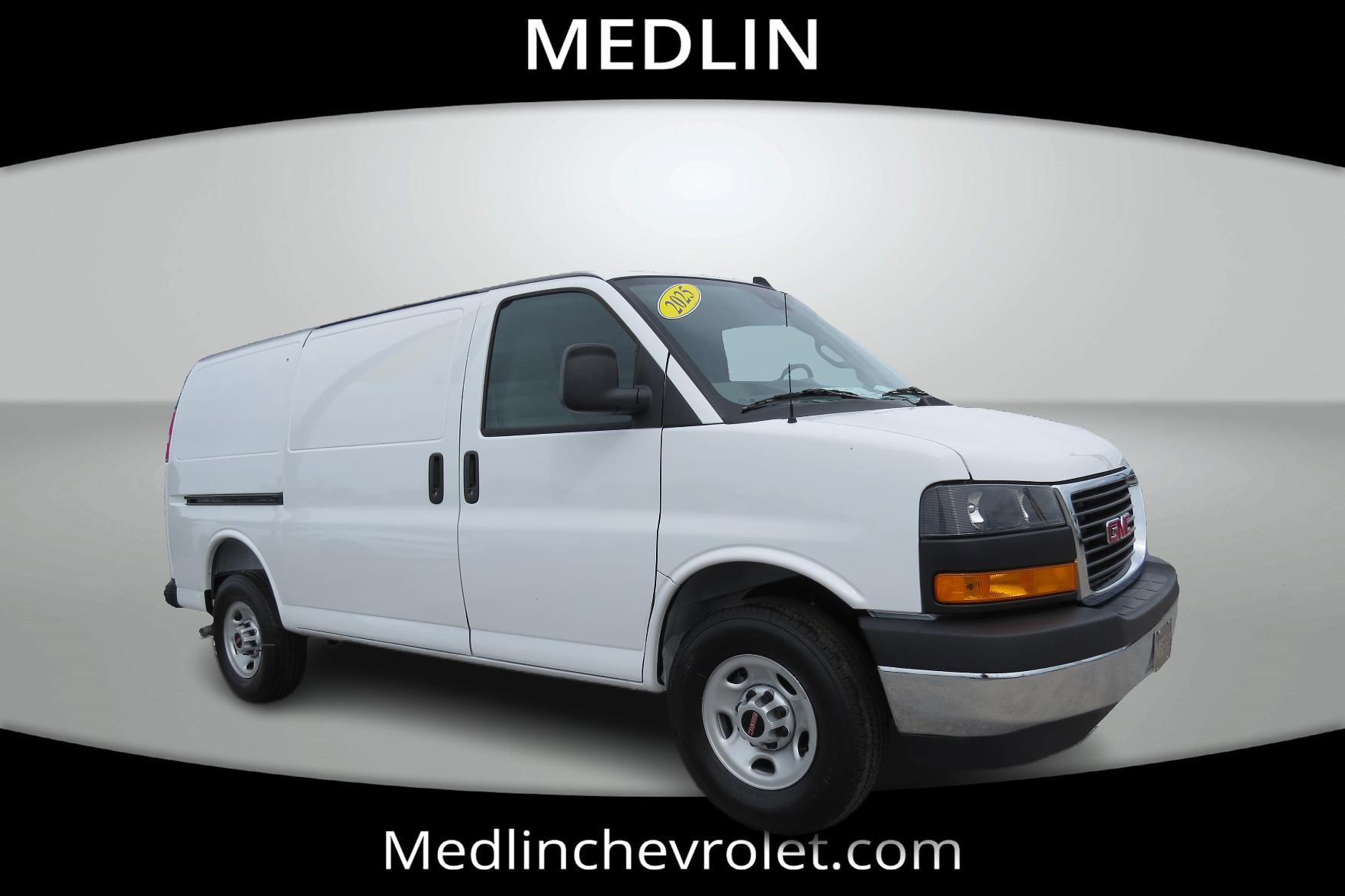 Used 2025 GMC Savana 3500 w/ Driver Convenience Package image 1
