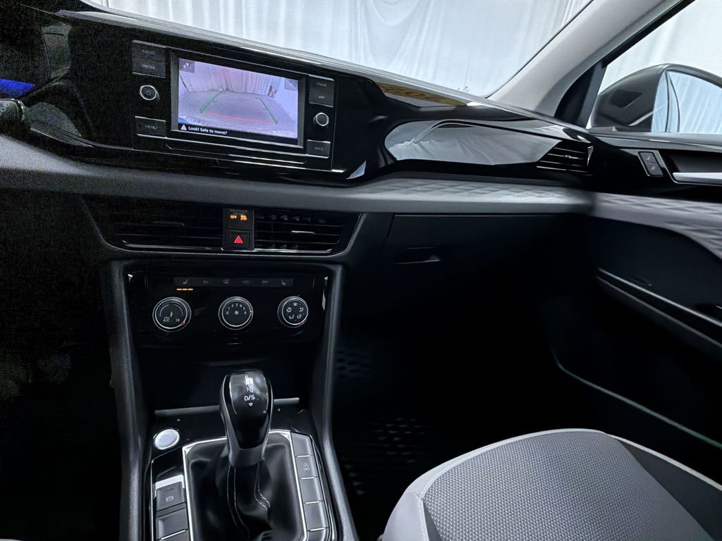 Used 2024 Volkswagen Taos S image 20