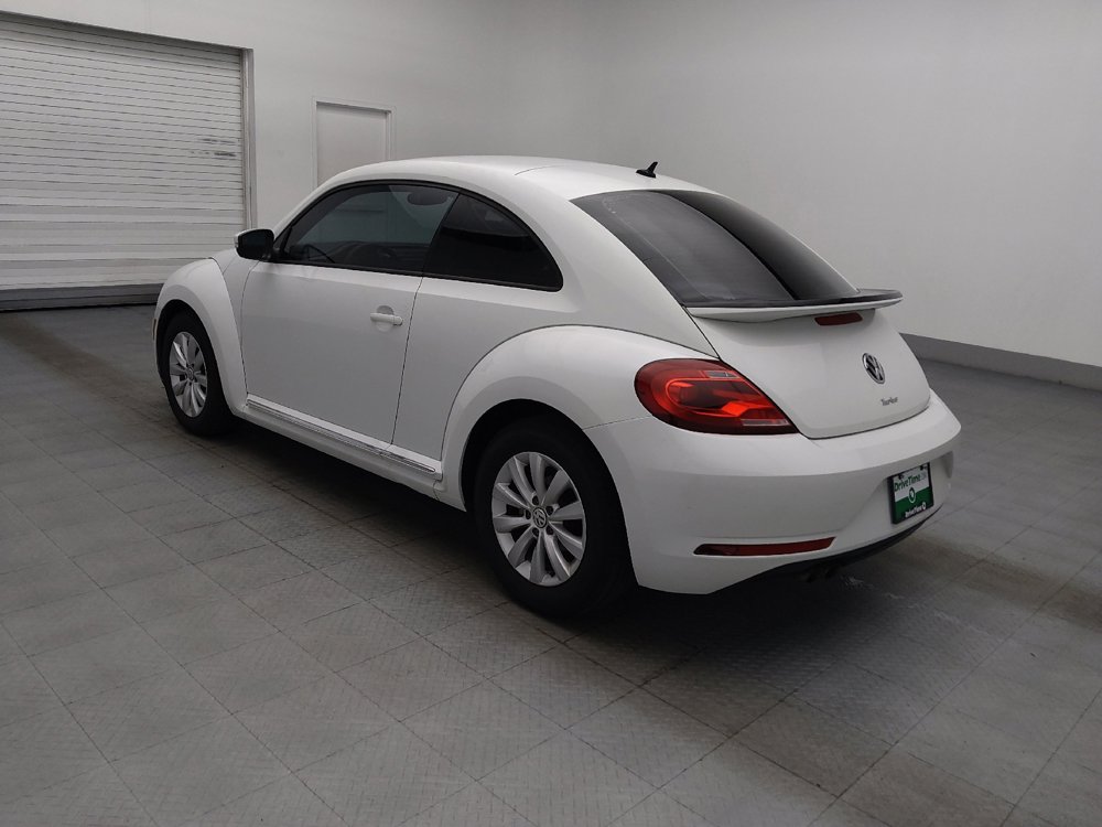 Used 2019 Volkswagen Beetle 2.0T S FWD image 3