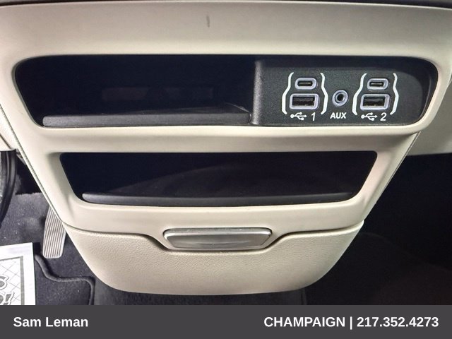 Used 2024 Chrysler Pacifica Touring-L FWD image 28