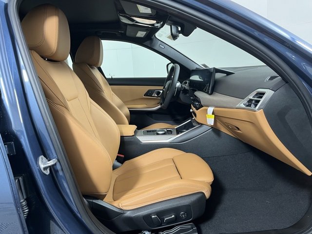 Used 2025 BMW 330i xDrive 330i xDrive w/ Convenience Package image 22