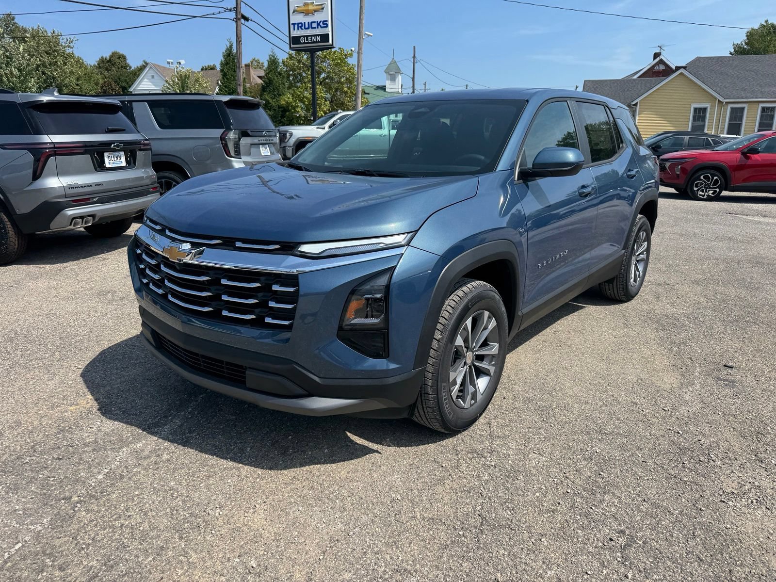 New 2027 Chevrolet Equinox LT AWD/4WD image 2