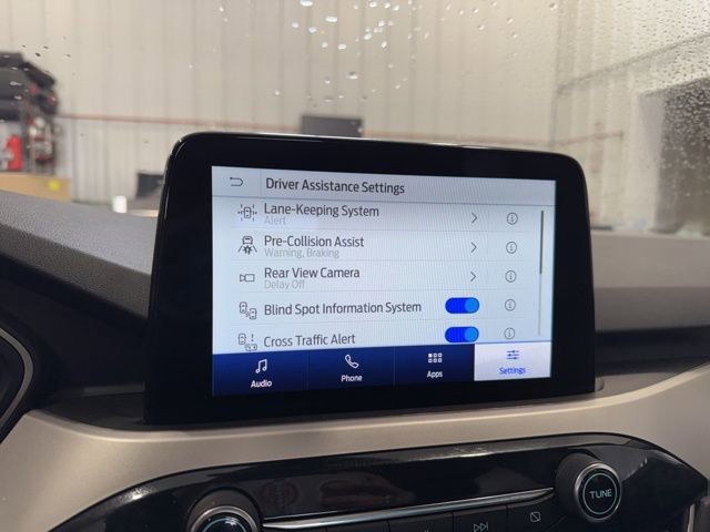 Used 2020 Ford Escape SE image 19