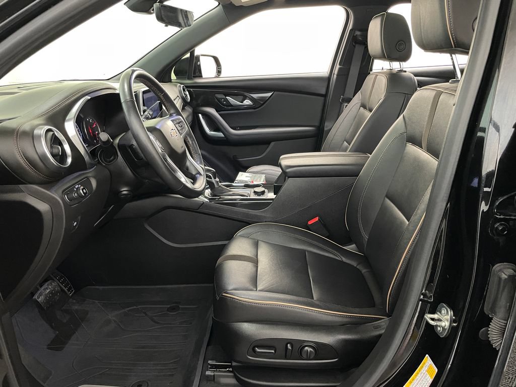 Used 2019 Chevrolet Blazer Premier w/ Sun and Wheels Package FWD image 10