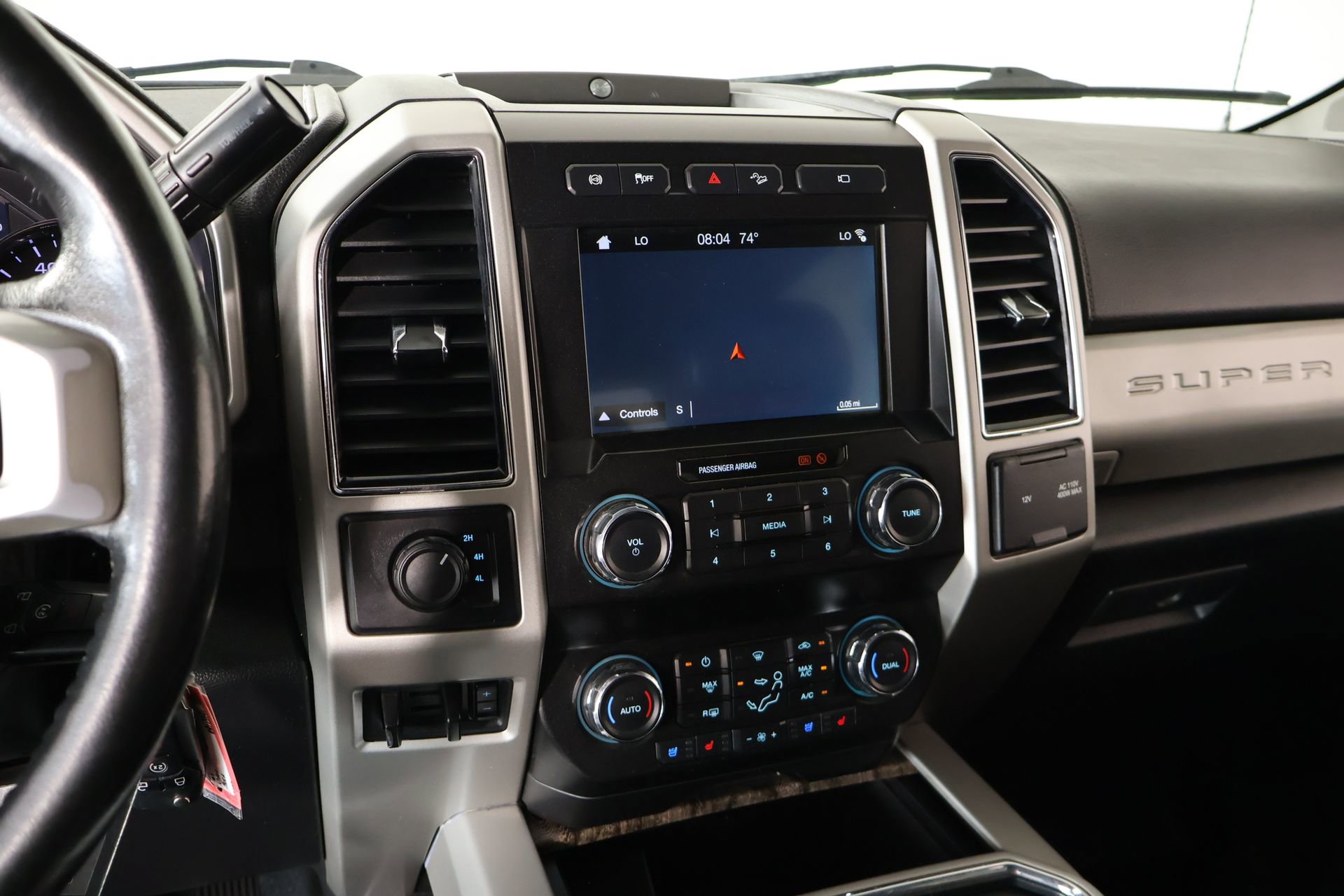 Used 2019 Ford F350 Lariat w/ Chrome Package image 5