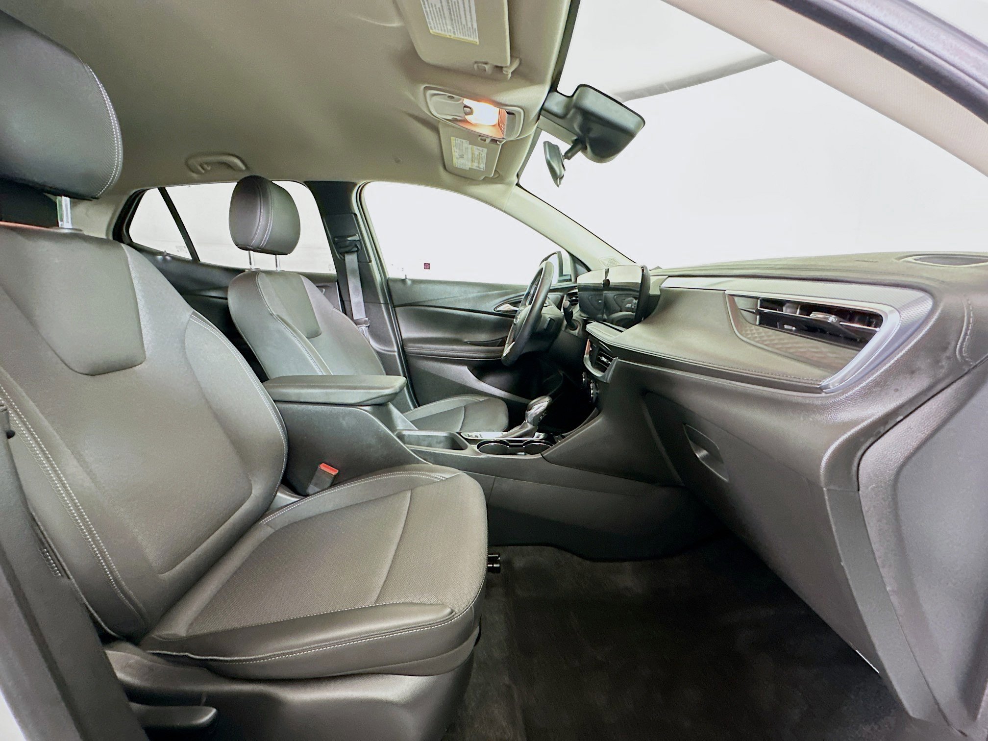 Used 2024 Buick Encore GX Preferred image 30