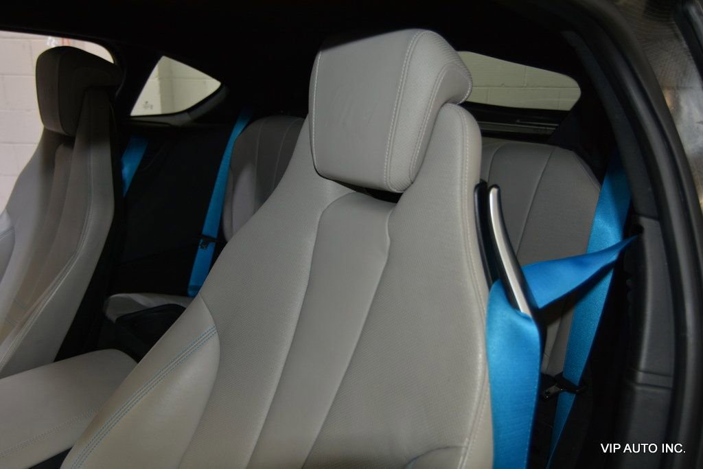 Used 2014 BMW i8 image 11