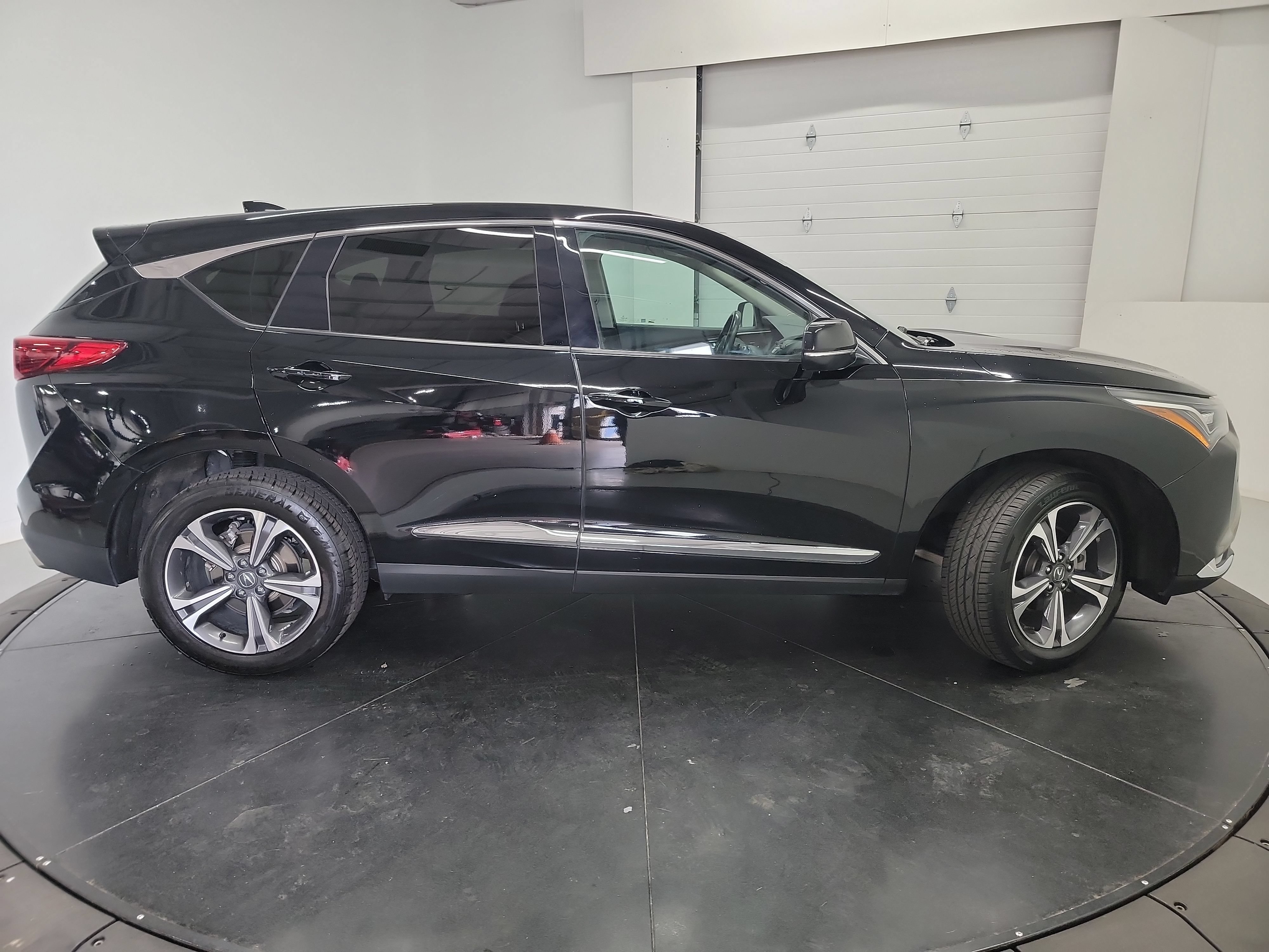 Used 2022 Acura RDX w/ Advance Package AWD/4WD image 11