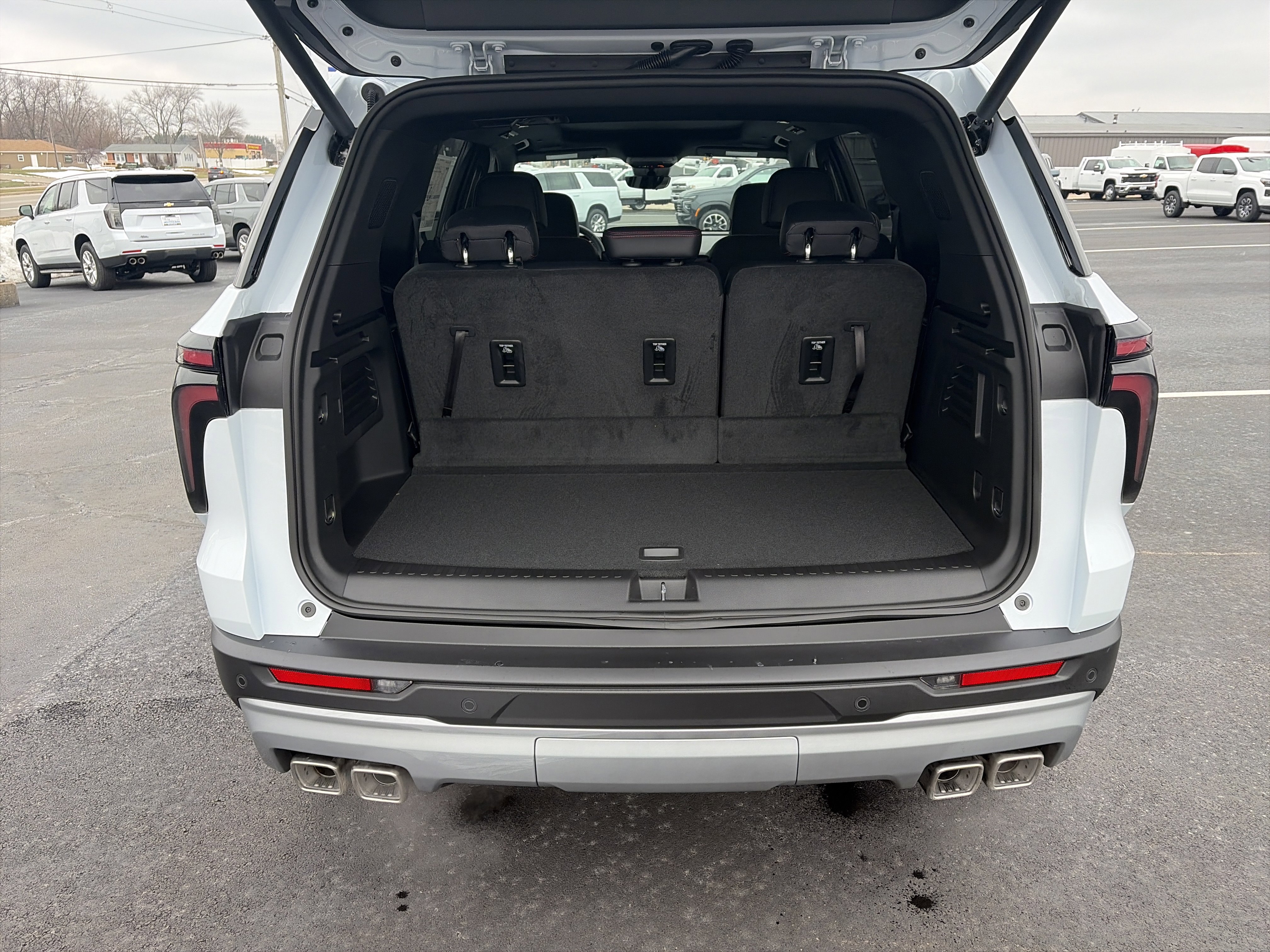 New 2026 Chevrolet Traverse Z71 w/ Driver Confidence Package image 6