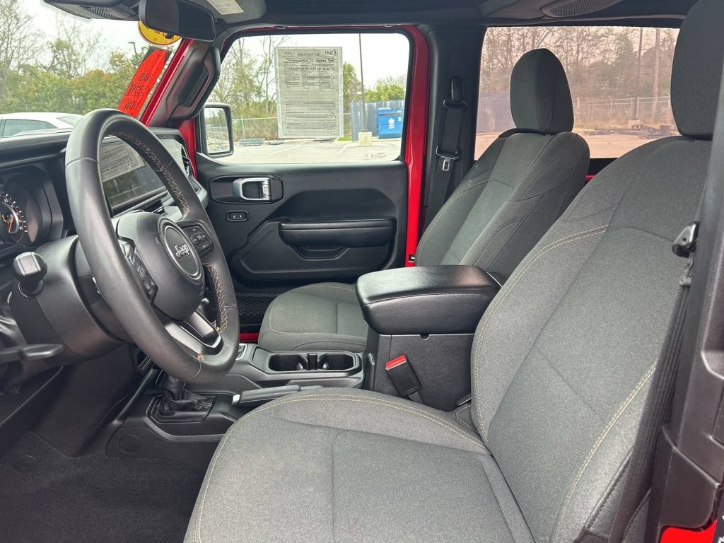 Used 2024 Jeep Wrangler Sport AWD/4WD image 11