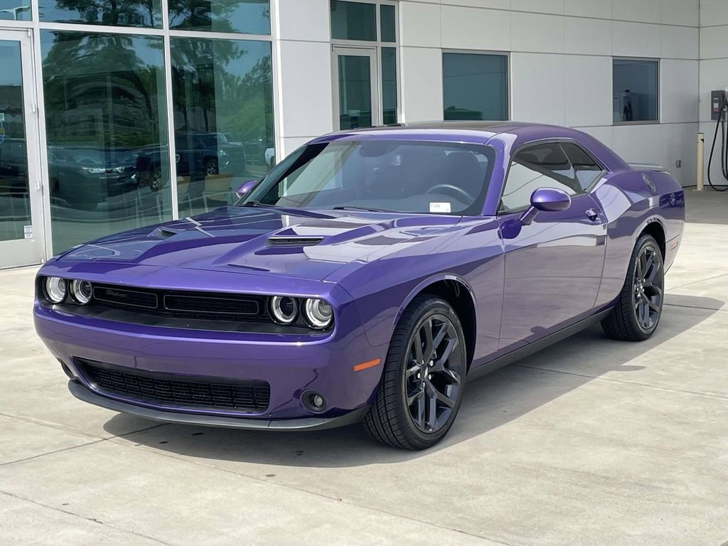 Used 2023 Dodge Challenger SXT w/ Blacktop Package image 2