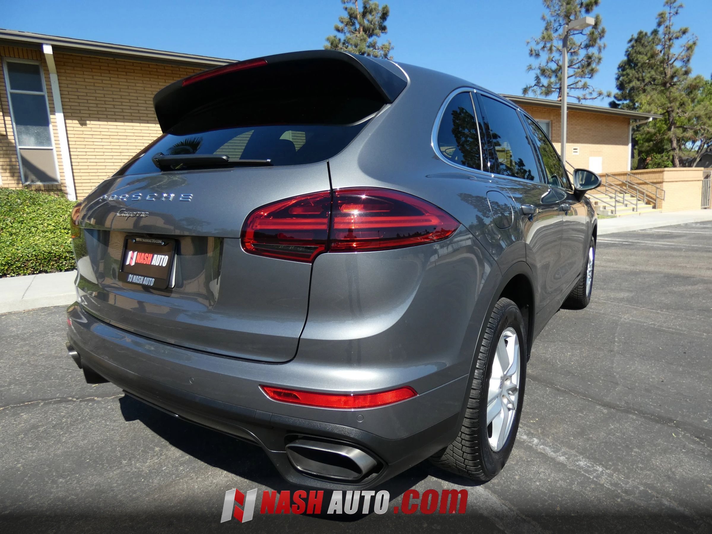 Used 2018 Porsche Cayenne AWD/4WD image 8