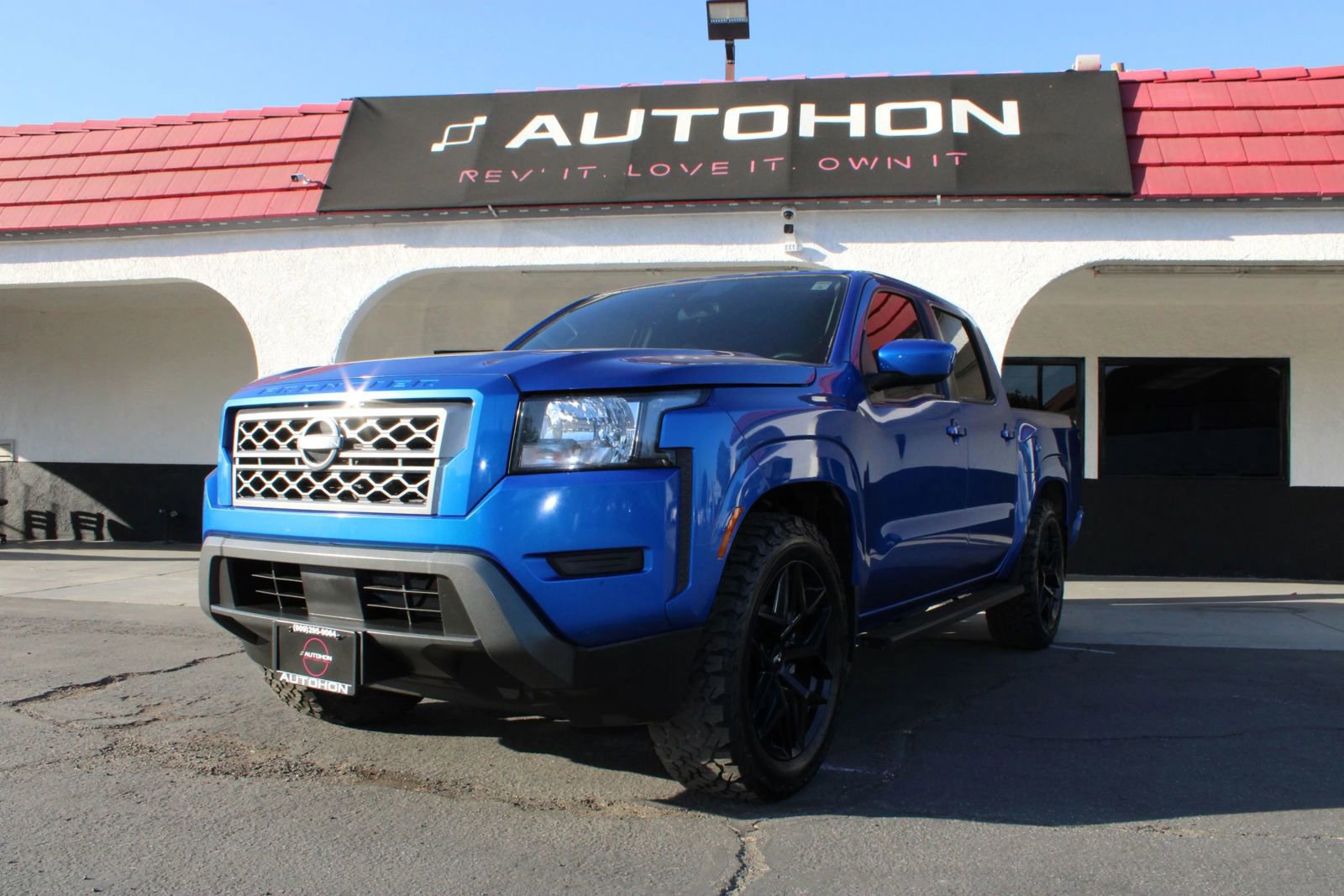 Used 2024 Nissan Frontier SV